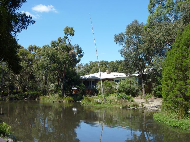 Croydon - Yarrunga Reserve, Croydon Hills Drive: View across lake from footbridge towards community centre