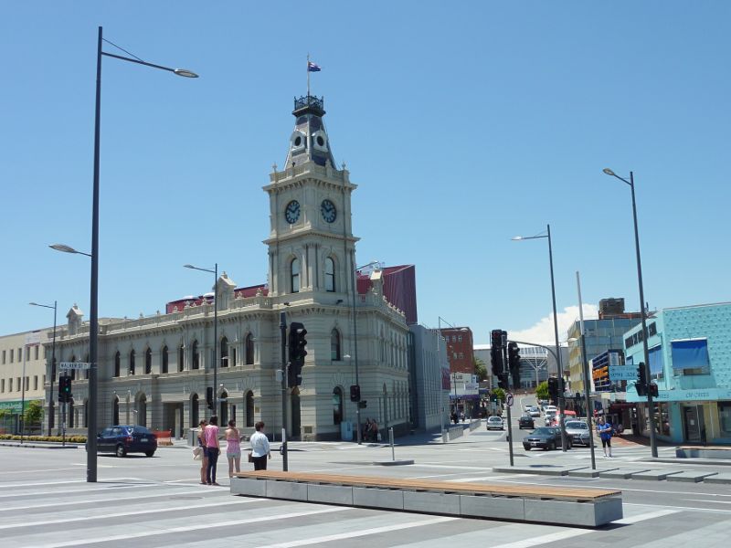 Dandenong - Shops and commercial centre, Lonsdale Street: View east across Lonsdale St at Walker St and towards town hall
