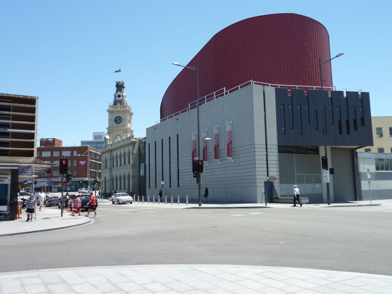 Dandenong - Walker Street and Langhorne Street: Drum Theatre, corner Langhorne St and Walker St