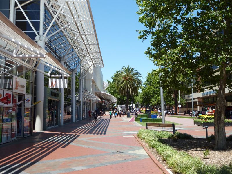 Dandenong - Palm Plaza Mall and McCrae Street: View south-east along Palm Plaza