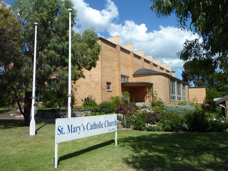 Dandenong - Foster Street: St Marys Church, Foster St near McCrae St