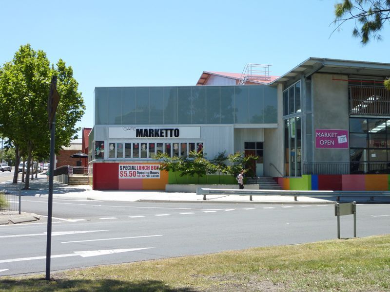 Dandenong - Dandenong Market, Clow Street: Cafe Marketto, corner Clow St and Cleeland St