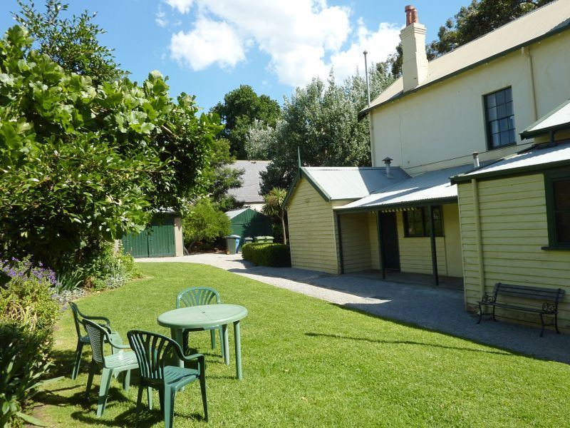 Dandenong - Heritage Hill, between Langhorne Street and McCrae Street: Rear of Laurel Lodge