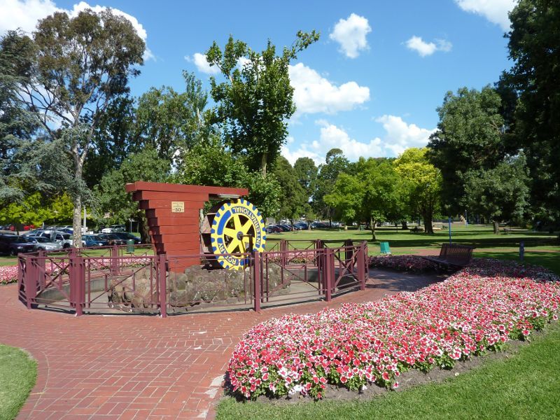 Dandenong - Dandenong Park, Foster Street and Pultney Street: Rotary Waterwheel fronting Foster St