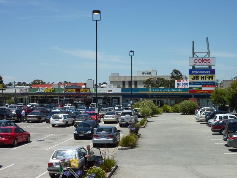 Dandenong - Princes Highway north-west of Clow Street: Shopping centre between Princes Hwy and Cleeland St