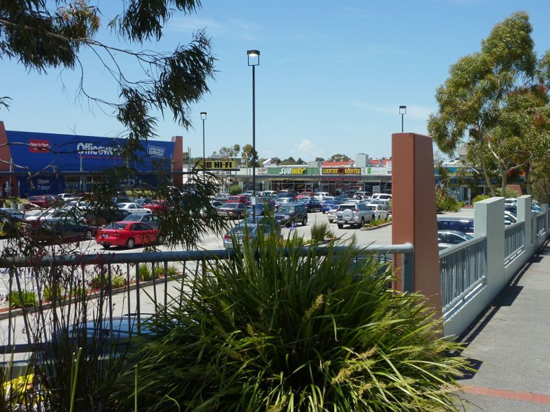 Dandenong - Princes Highway north-west of Clow Street: Shopping centre fronting Princes Hwy near Robinson St