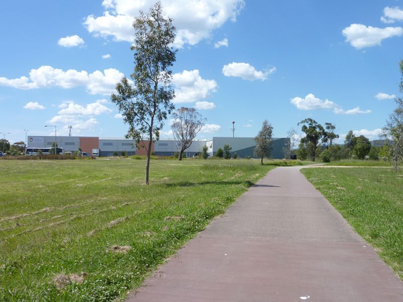 Dandenong - Dandenong Wetlands between Stud Road and Heatherton Road: Pathway between Dandenong Stadium and playground