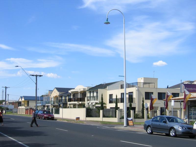 Dromana - Shops and commercial centre, Point Nepean Road: View north-east along Point Nepean Rd at Carrigg St