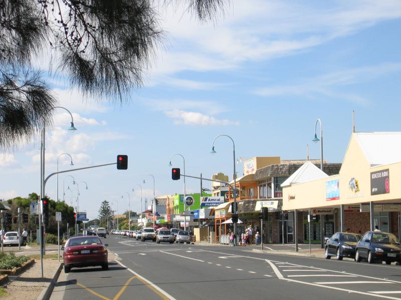 Dromana - Shops and commercial centre, Point Nepean Road: View north-east along Point Nepean Rd towards Pier St