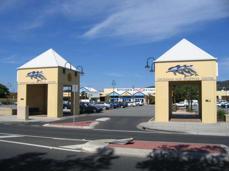 Dromana - Shops and commercial centre, Point Nepean Road: Entrance to Dromana Hub Shopping Centre on Point Nepean Rd