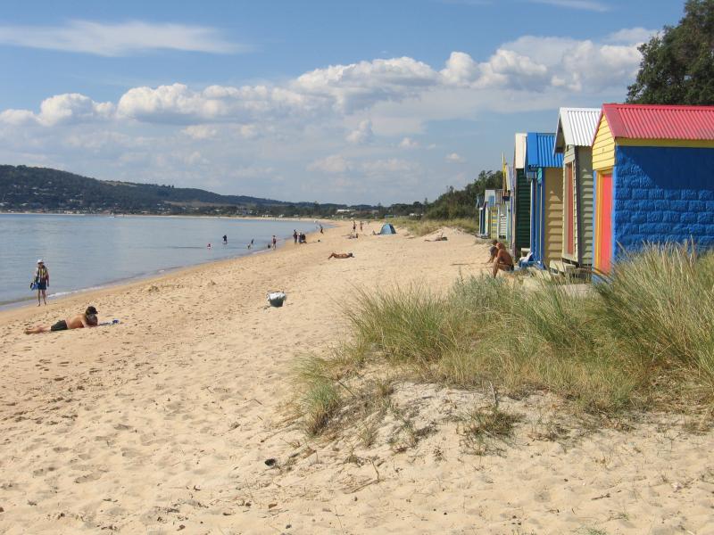 Dromana - Coast near Dromana Pier and Dromana Foreshore Reserve: View north-east along coast near Kangerong Av