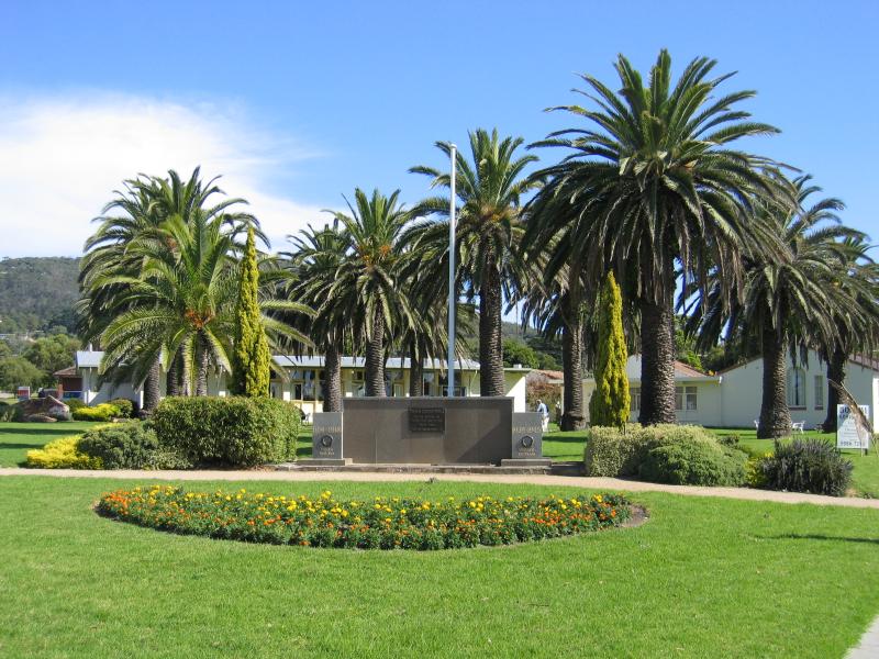 Dromana - Around Mornington Peninsula Information Centre, Point Nepean Road: War memorial and gardens at Dromana Community Hall