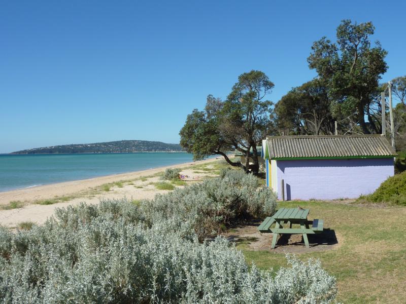 Dromana - Beach and foreshore around Latrobe Parade and information centre: View north-east along foreshore and beach
