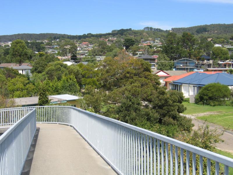Dromana - Mornington Peninsula Freeway: View south across residential area from footbridge at end of Pier St