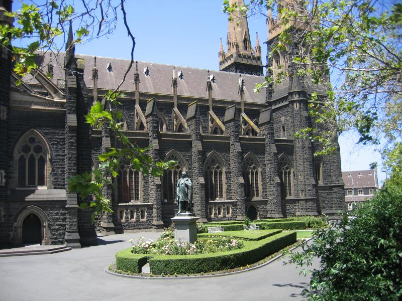 East Melbourne - St Patricks Cathedral, Albert Street, and surrounds: St Patricks Cathedral, Albert St at Gisborne St