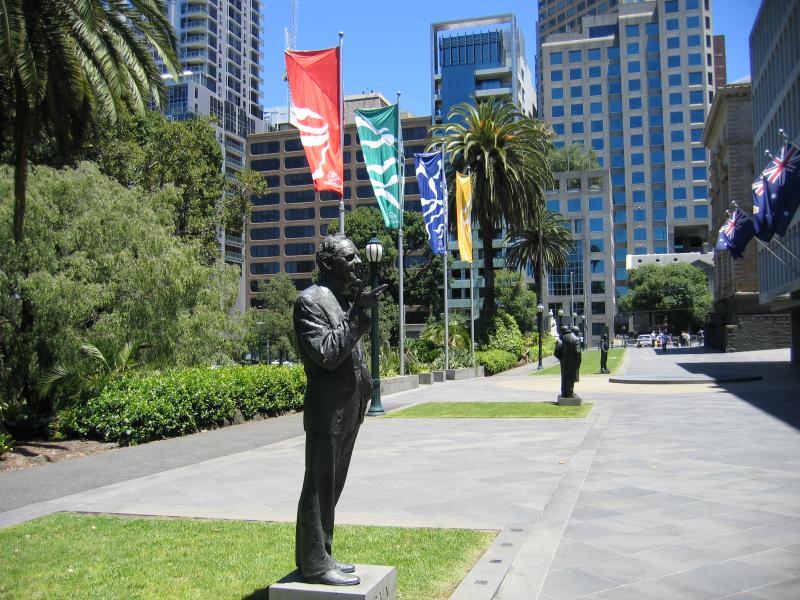 East Melbourne - Government offices and surroundings, Spring Street: Statues of former Victorian Premiers, Treasury Place near Premiers Lane