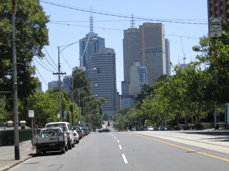 East Melbourne - Wellington Parade area: View west along Wellington Parade at Powlett St