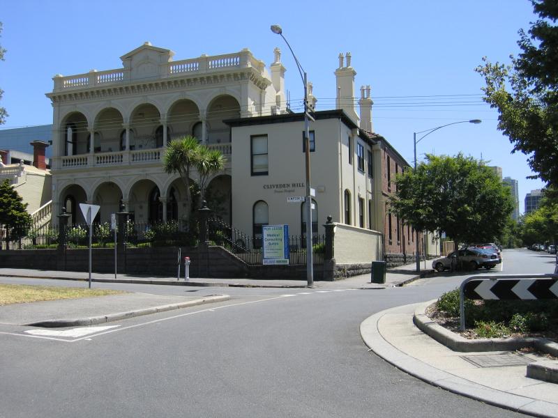 East Melbourne - Residential areas: View west along George St at Simpson St