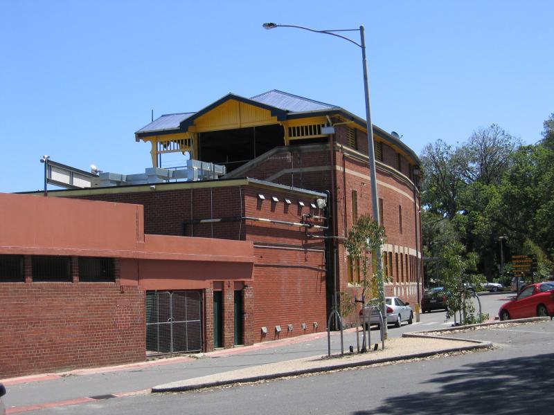 East Melbourne - Yarra Park at Jolimont and surroundings: Richmond Cricket Ground, car park