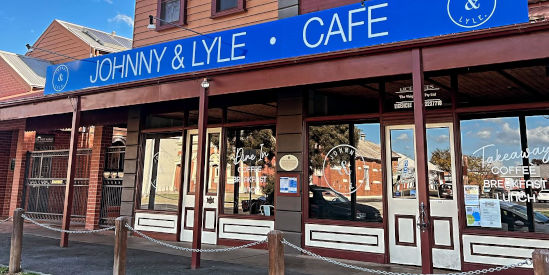 Johnny & Lyle, Echuca