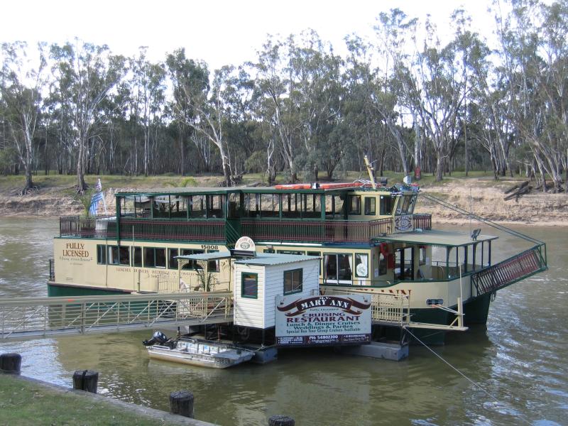 Echuca - The historic Port of Echuca - M.V. Mary Ann cruising Restaurant, Riverboat Dock at Hopwood Place