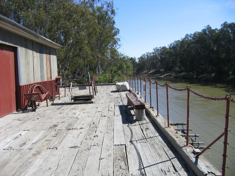 Echuca - The historic Port of Echuca: View north along wharf and Murray River
