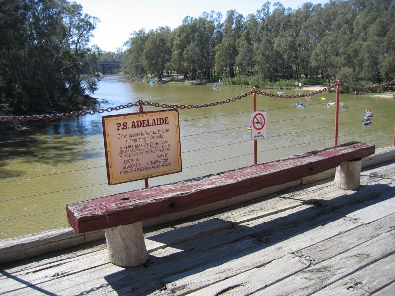Echuca - The historic Port of Echuca: View along Murray River from wharf towards bridge across to Moama N.S.W.