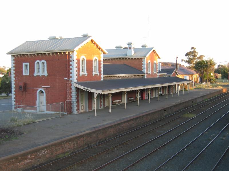 Echuca - Around town: Echuca railway station, viewed from footbridge across railway line