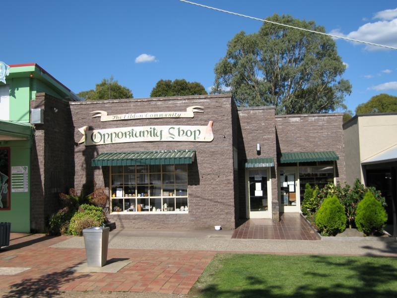 Eildon - Commercial centre and shops, Main Street - Eildon Community Opportunity Shop