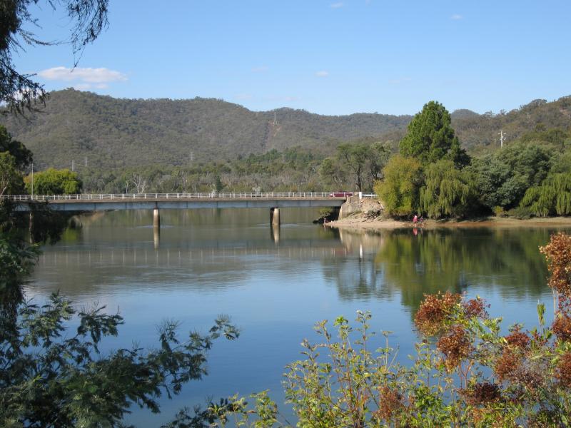 Eildon - Lions Riverside Park along Goulburn River at Riverside Drive: View north-east along river towards bridge at Goulburn Valley Hwy