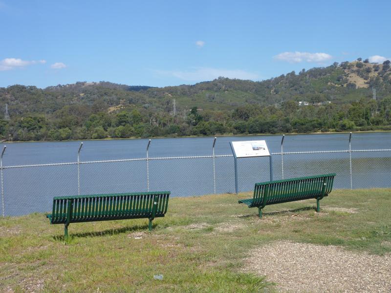 Eildon - Goulburn River at the weir and surrounding parkland, south-west of Eildon town centre - Easterly view across Goulburn River from north side of weir