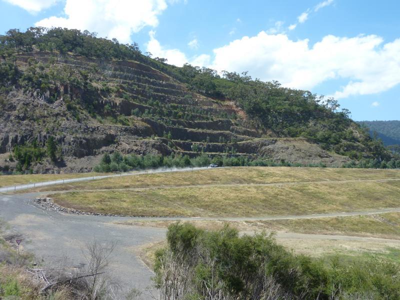 Eildon - Sugarloaf Road: Northerly view towards Mt Sugarloaf