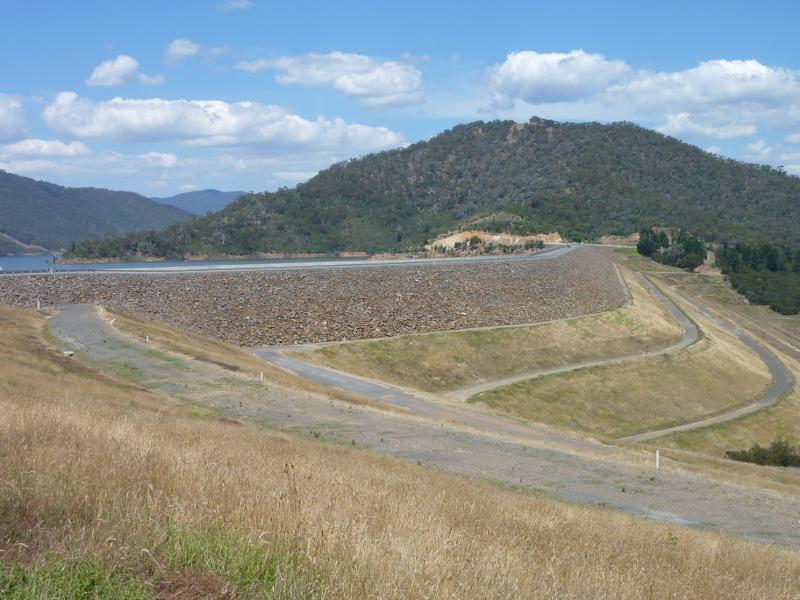 Eildon - Western end of dam wall on Lake Eildon: View south-east along dam wall
