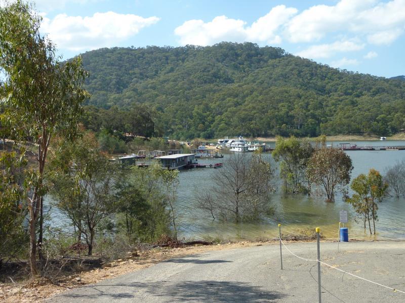 Eildon - Boat ramp at Jerusalem Inlet, Jerusalem Creek Road: Northerly view from boat ramp towards marina
