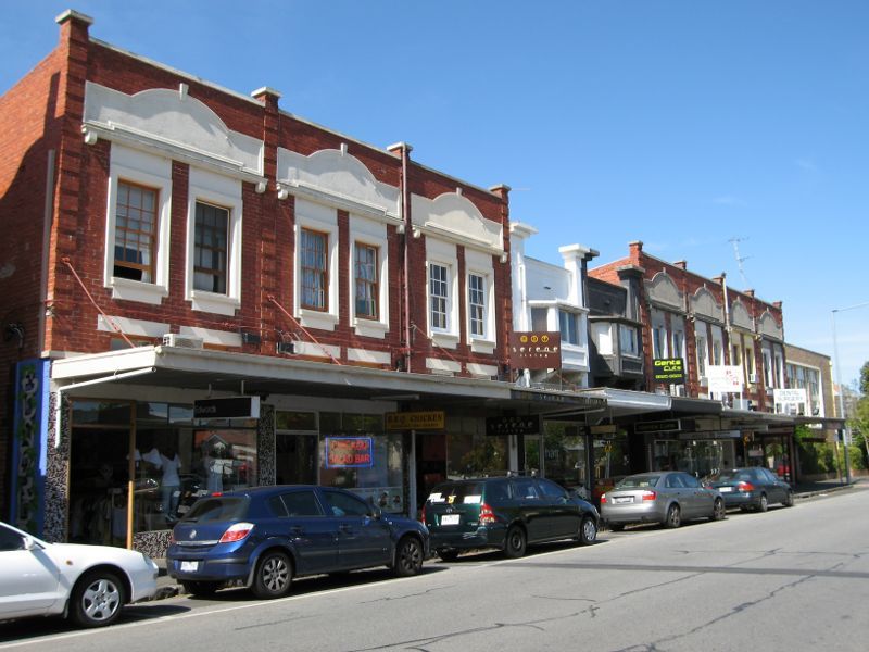 Elwood - Elwood Village, Ormond Road: Shops along north side of Ormond Rd opposite Pine Av