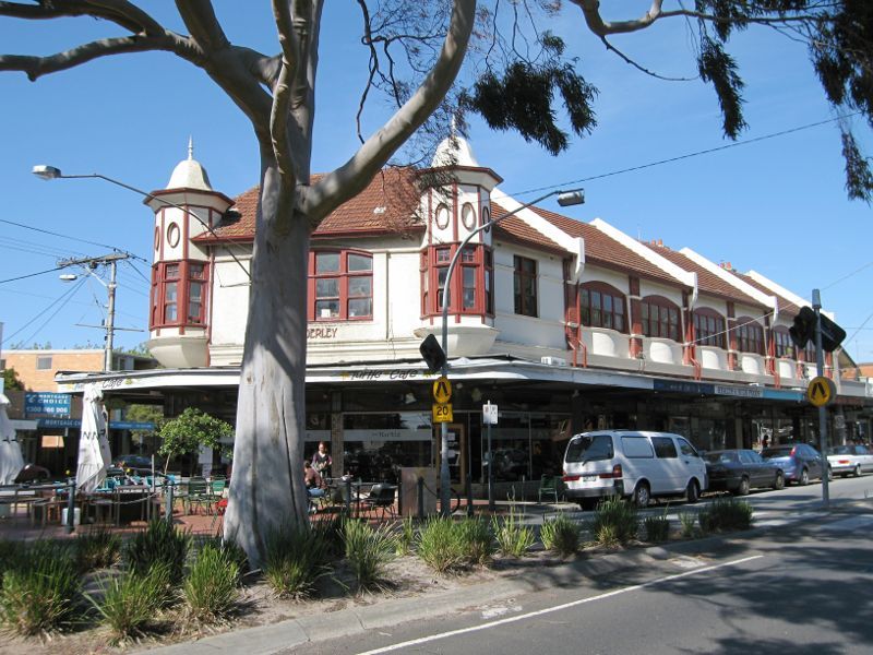 Elwood - Shops at junction of Ormond Road and Glen Huntly Road - Turtle Cafe and shops, Ormond Rd at Glen Huntly Rd