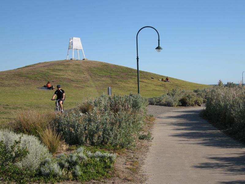 Elwood - Point Ormond Reserve and lookout at Point Ormond Hill: Southerly view along coastal path towards Point Ormond Hill