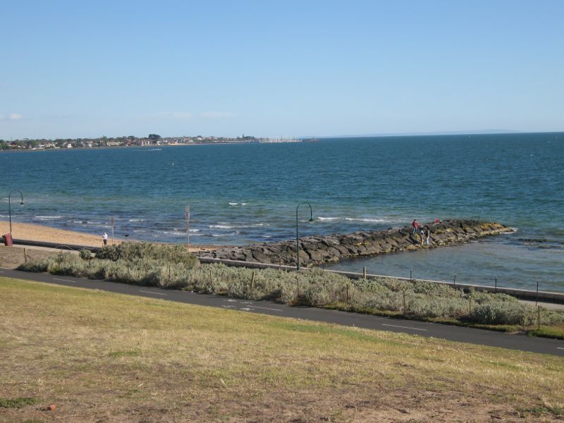 Elwood photos Travel Victoria & visitor guide