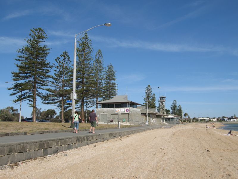 Elwood - Elwood Beach and coastline between Point Ormond and diversion drain - View south-east along beach towards life saving club
