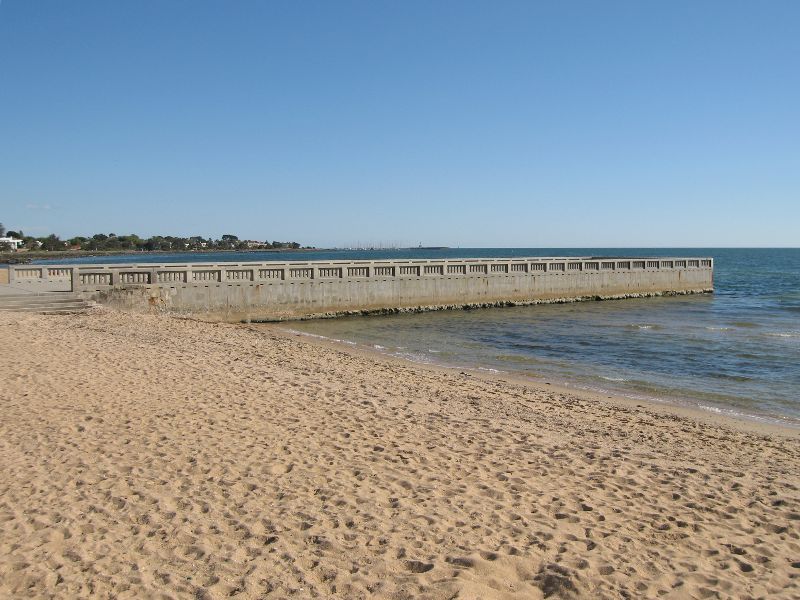Elwood - Beach and coastline at diversion drain at end of Head Street: Diversion drain