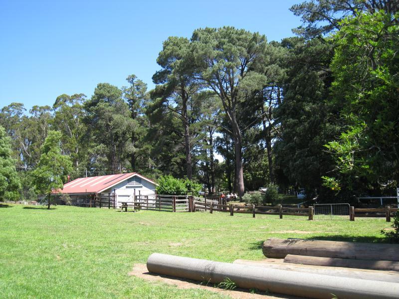 Emerald - Puffing Billy playground and park, Kilvington Drive: View through park towards Puffing Billy railway line