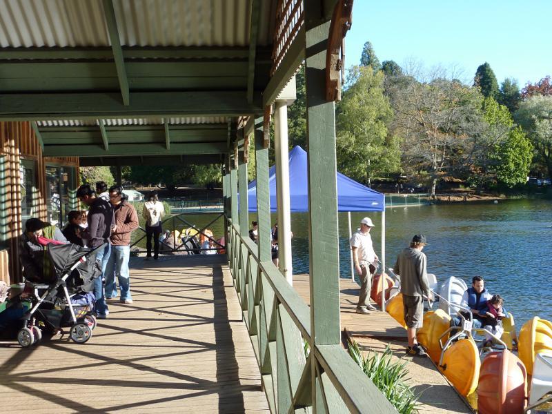 Emerald - Emerald Lake Park: Information centre and water bikes at Lake Treganowan