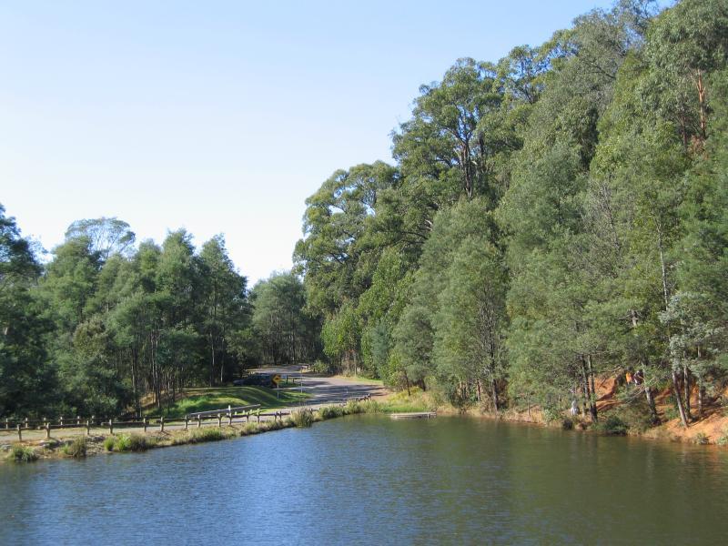 Emerald - Emerald Lake Park: View of northern arm of Lake Treganowan from footbridge