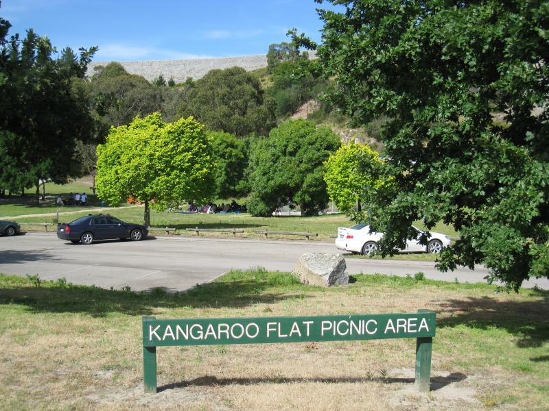 Emerald - Cardinia Reservoir Park: Kangaroo Flat Picnic Area