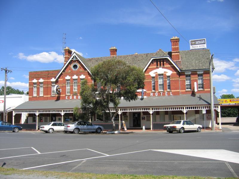 Euroa - Commercial centre and shops, Binney Street and Railway Street: Euroa Hotel, Railway St between McGuiness St and Binney St