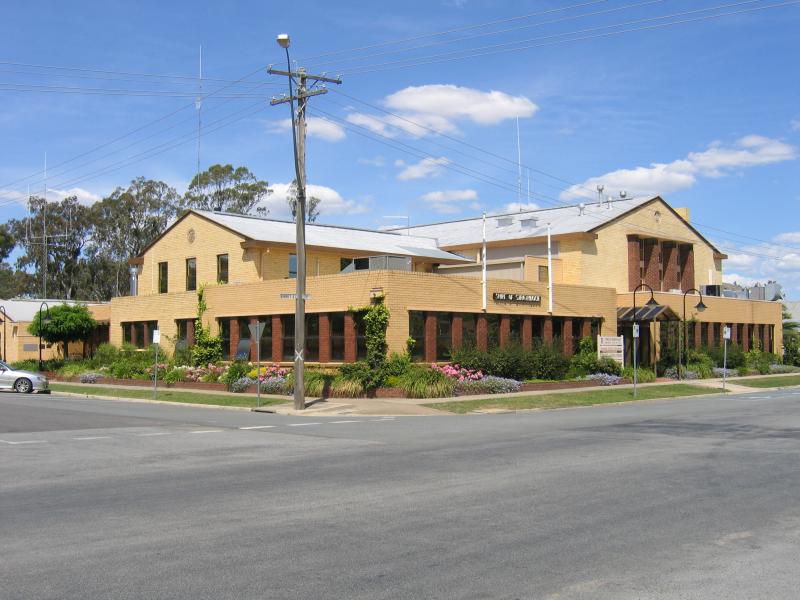 Euroa - Community buildings, Binney Street between Brock Street and Clifton Street: Strathbogie Shire Council, corner Binney St and Bury St