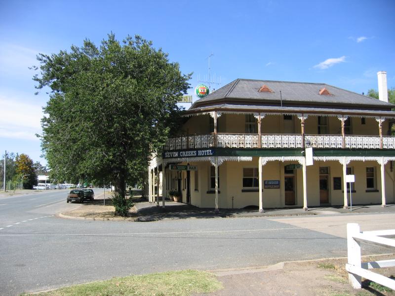 Euroa - Tarcombe Street around Seven Creeks: Seven Creeks Hotel, corner Tarcombe St and Foy St