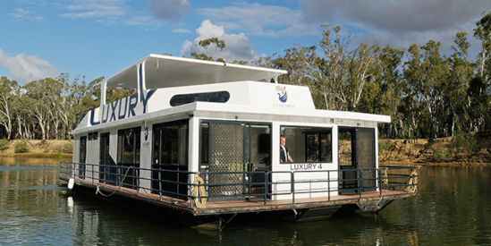 Luxury on the Murray Houseboats
