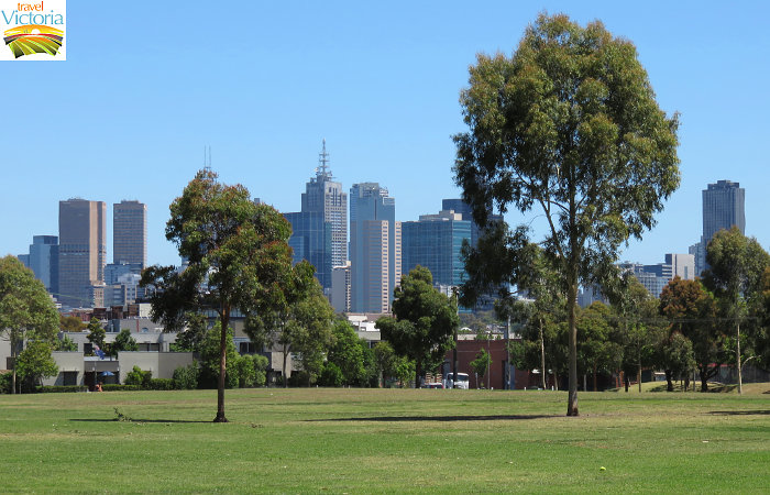 Fitzroy - Melbourne city skyline viewed from Edinburgh Gardens