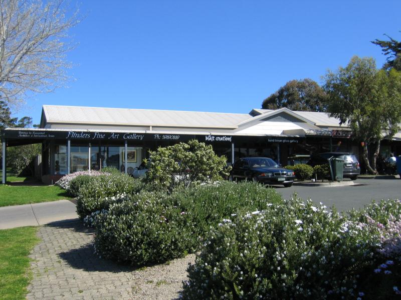 Flinders - Commercial centre and shops: Flinders Fine Art Gallery, Wood St at Cook St